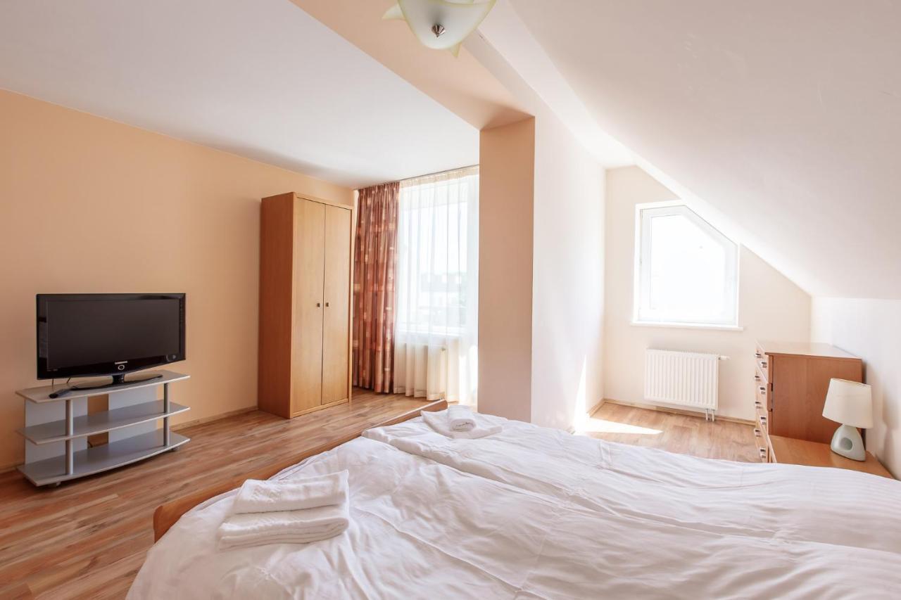Viesbutis Prie Fontano Hotel Palanga Kültér fotó