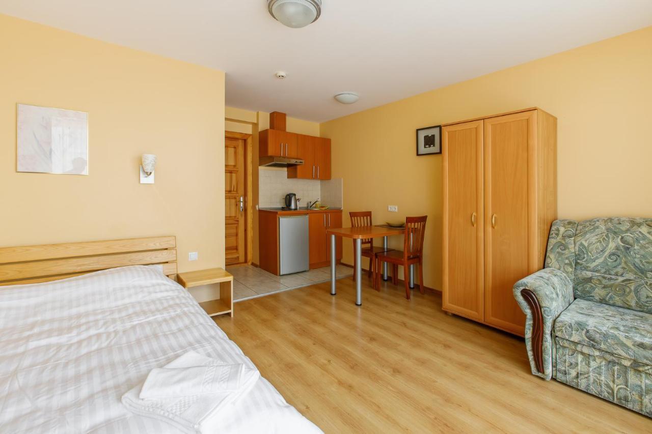 Viesbutis Prie Fontano Hotel Palanga Kültér fotó