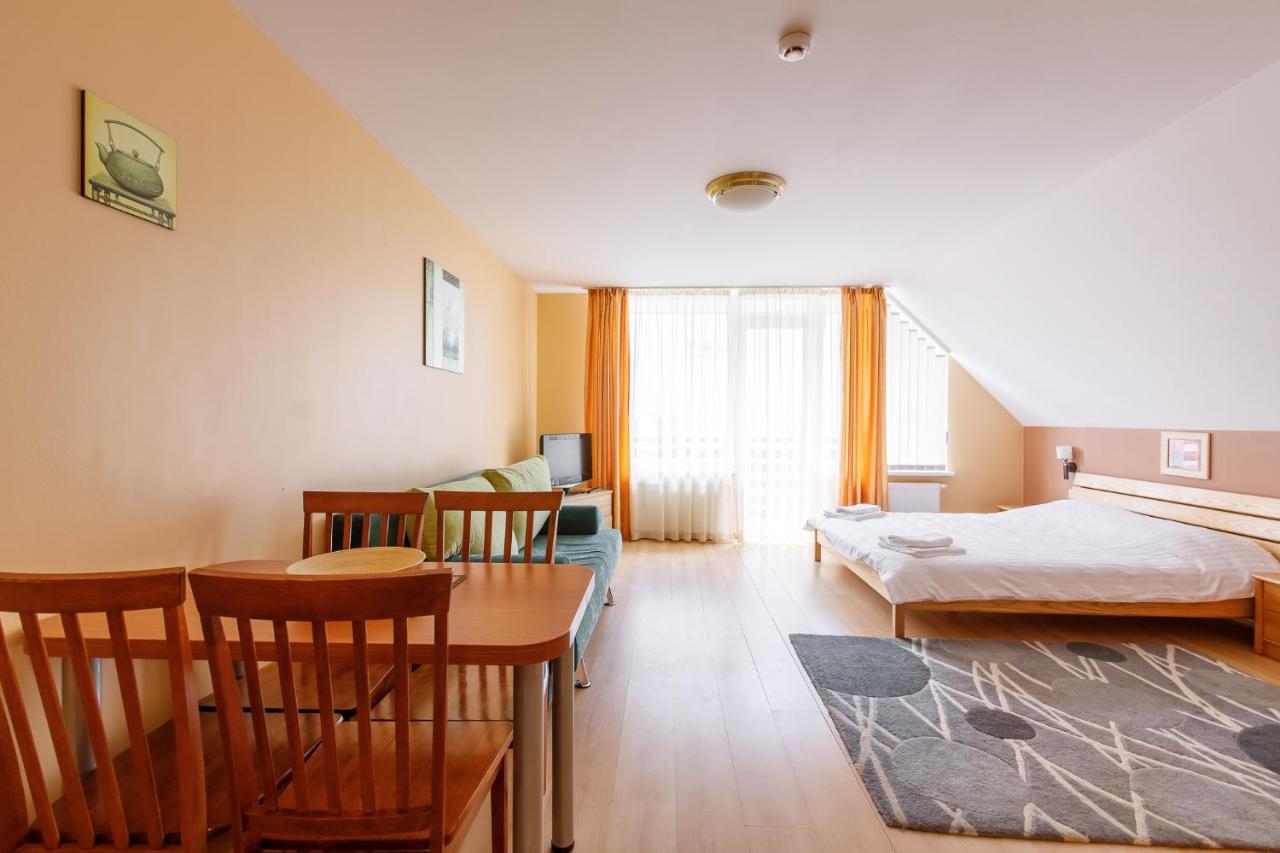 Viesbutis Prie Fontano Hotel Palanga Kültér fotó