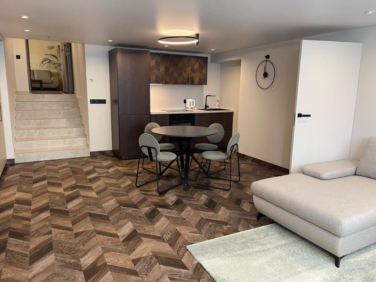 Viesbutis Prie Fontano Hotel Palanga Kültér fotó
